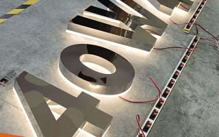 徐州广告标牌设计公司怎么选？聊聊那些坑与宝藏