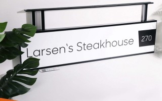 金属标识标牌厂家供应商怎么选？这份避坑指南请收好