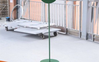 想找靠谱的东北亚克力标牌厂家？先别急着打电话，看完这篇再说！